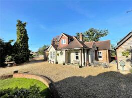 Selwyn, Fryern Court Road, Fordingbridge SP6 1NG