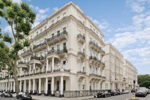 Flat D, 47, Queen's Gate, London SW7 5JN