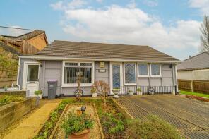 Sunnyside Bungalow, Tranch Road, Pontypool NP4 6AN