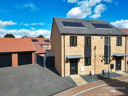 1, Hirschield Drive, Leybourne, West Malling ME19 5GN