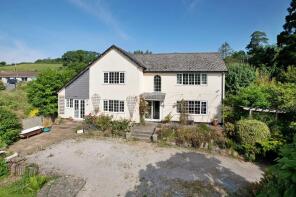 Jacks Wall, Grattons Farm To Littlehempston, Totnes TQ9 6LZ