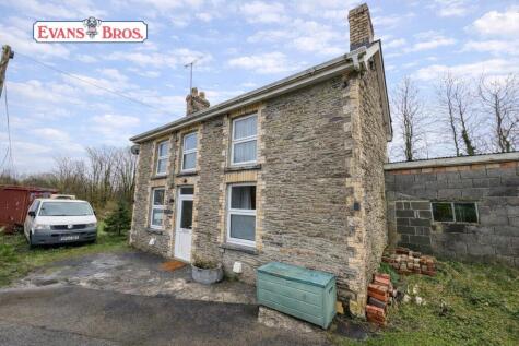 Llanpumsaint, Nr Carmarthen
