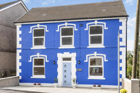 Heol Y Bryn, Llanelli, SA14