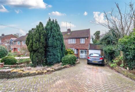 Pilgrims Way, Cuxton, Rochester, Kent, ME2