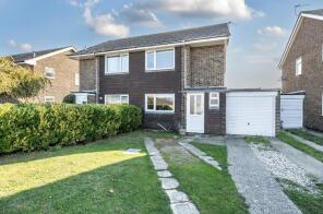 29, Lingfield Way, Chichester PO20 0DX