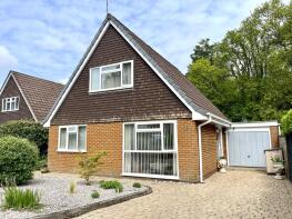 16, Valleydene, Southampton SO45 4NG