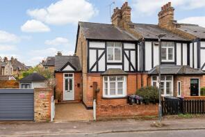 1, Parkhurst Road, Hertford SG14 3AZ