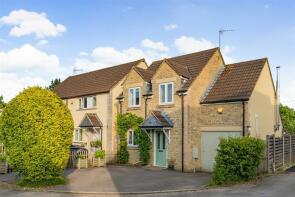 2a, Hollybush Close, Badminton GL9 1JJ