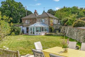 Church Villa, Stone Hill, Ashford TN25 6EJ