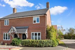 39, Jacksons Meadow, Alcester B50 4HQ