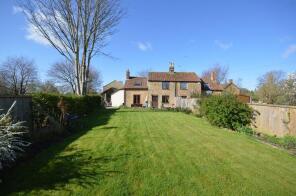 Wobbly Cottage, Middle Street, East Lambrook, South Petherton TA13 5HH