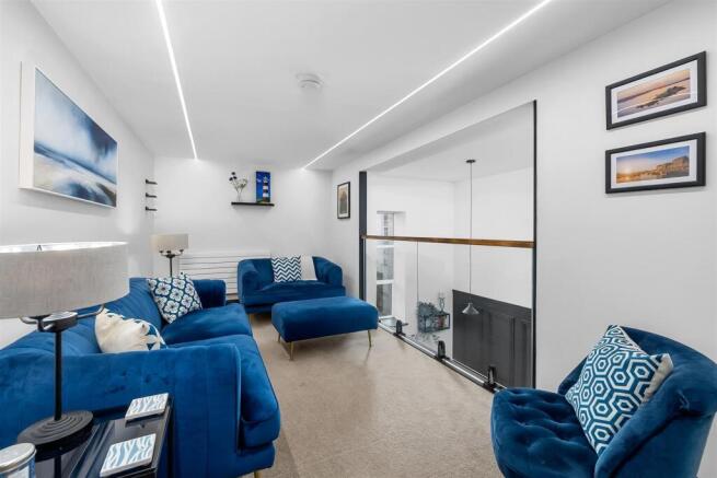 Mezzanine Lounge