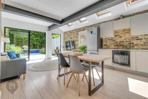 20, Camborne Road, London SW18 4BJ