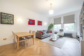 59, Ridgmount Gardens, London WC1E 7AU
