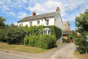 Sunnybank, Buckingham Road, Aylesbury HP22 4DS