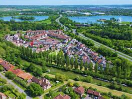 40, Gyosei Gardens, Willen Park, Milton Keynes MK15 9EN