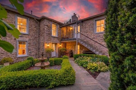 2 Holme Park, New Hutton, LA8 0AE