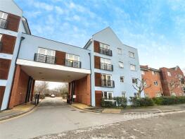 13, Parsons Close, Aldershot GU11 2EU