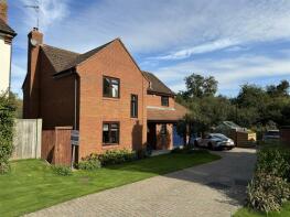 16, Mayalls Close, Tirley, Gloucester GL19 4HW