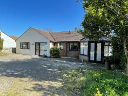 Avoca, Coast Road, Berrow, Burnham-on-sea TA8 2QU