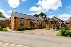 Owl Barn, Elms Farm, Long Itchington Road, Hunningham CV33 9EH