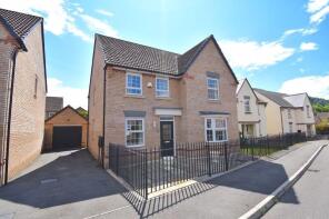 10, Steele Crescent, Abergavenny NP7 9QD