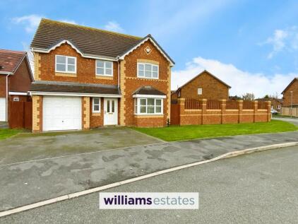 Lon Olwen, Kinmel Bay, LL18