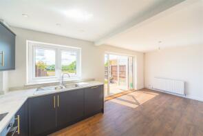 35, Campden Close, Oakham LE15 8AL
