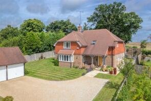 1 Fox Hill, Newlands Drive, Burwash Weald, Etchingham TN19 7FB