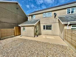 Brithdir, Stad Ty Cerrig, Stryd Y Llan, Pwllheli LL53 6HL
