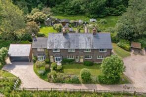 2, Sturt Meadow Cottages, Sturt Meadow Lane, Haslemere GU27 3RS