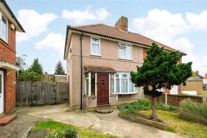 294, Wood Lane, Dagenham RM9 5TB