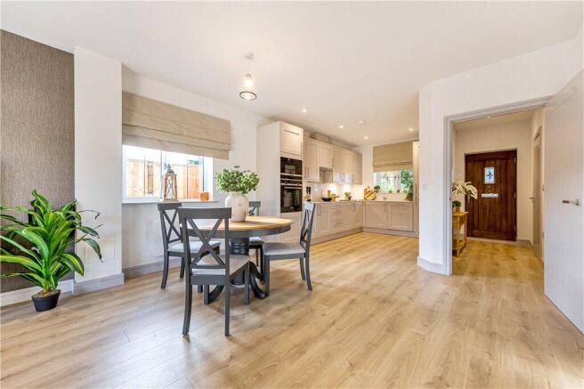 Kitchen/Dining