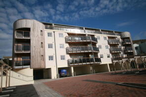 17, Waves, Tregurrian Hill, Watergate Bay, Newquay TR8 4AY
