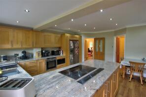 2, South Acre, Crook DL15 0SZ