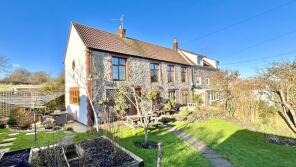 Leahrosa, St Margarets Lane, South Chard, Chard TA20 2RU