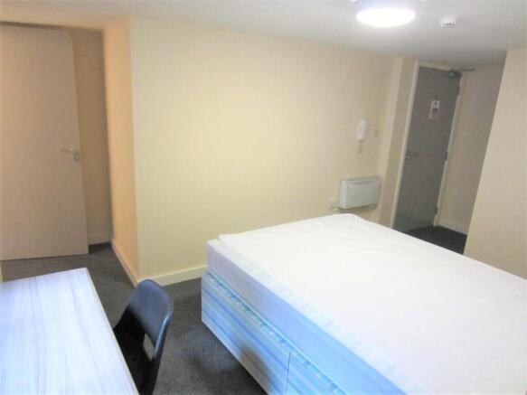 room1.jpg