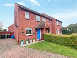 5, Holland Meadow, Stratford-upon-avon CV37 8JD