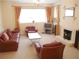 32, Craigweil Avenue, Radlett WD7 7EY