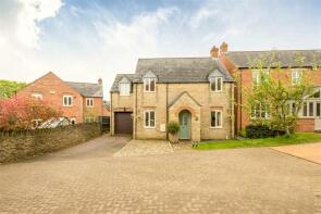 7, Lawrence Fields, Bicester OX25 4SX