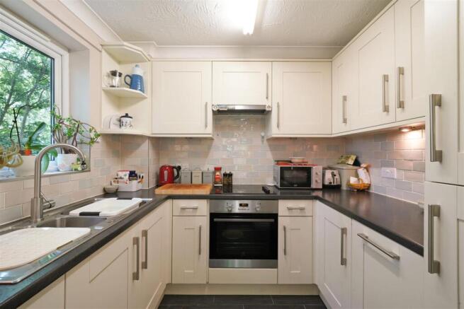 Flat 11, Bishops Court - zORGqTU5bid08qNcQ6Fo.jpg