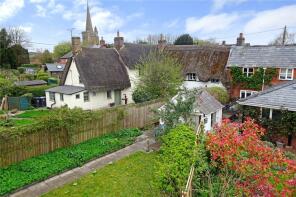 Annes Cottage, Church Walk, Devizes SN10 2LE