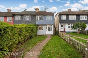 128, Knollmead, Surbiton KT5 9QW