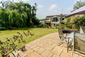 Staddle Stones, Overthorpe Road, Banbury OX17 2AF