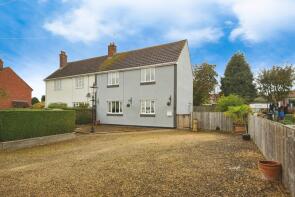 21, Southlands, Wotton-under-edge GL12 8QF
