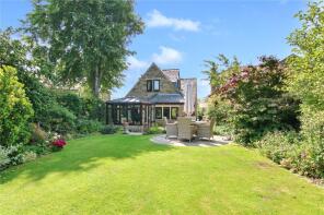 Dallygate, Binns Lane, Glusburn, Keighley BD20 8JJ