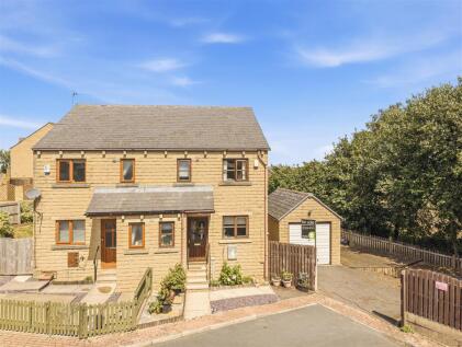 Bradley View, Holywell Green, Halifax