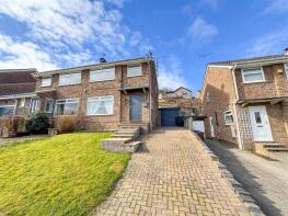 63, Birch House Avenue, Sheffield S35 0FH