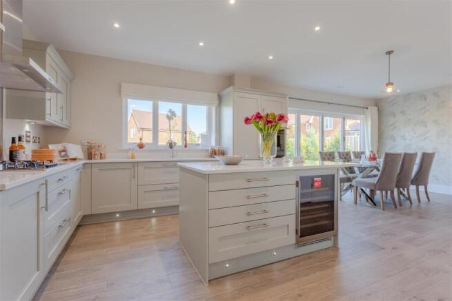 Kitchen/Family