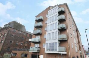 Flat 25, 10 Old Harbour Court, Wincolmlee, Hull HU2 8HZ